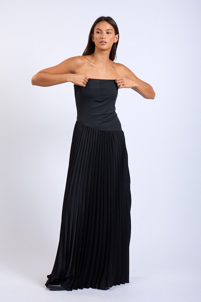 Black Accordion Maxi Dress