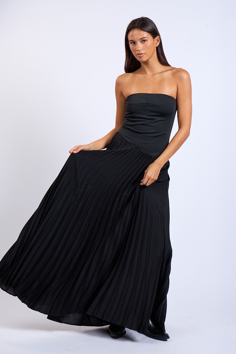Black Accordion Maxi Dress