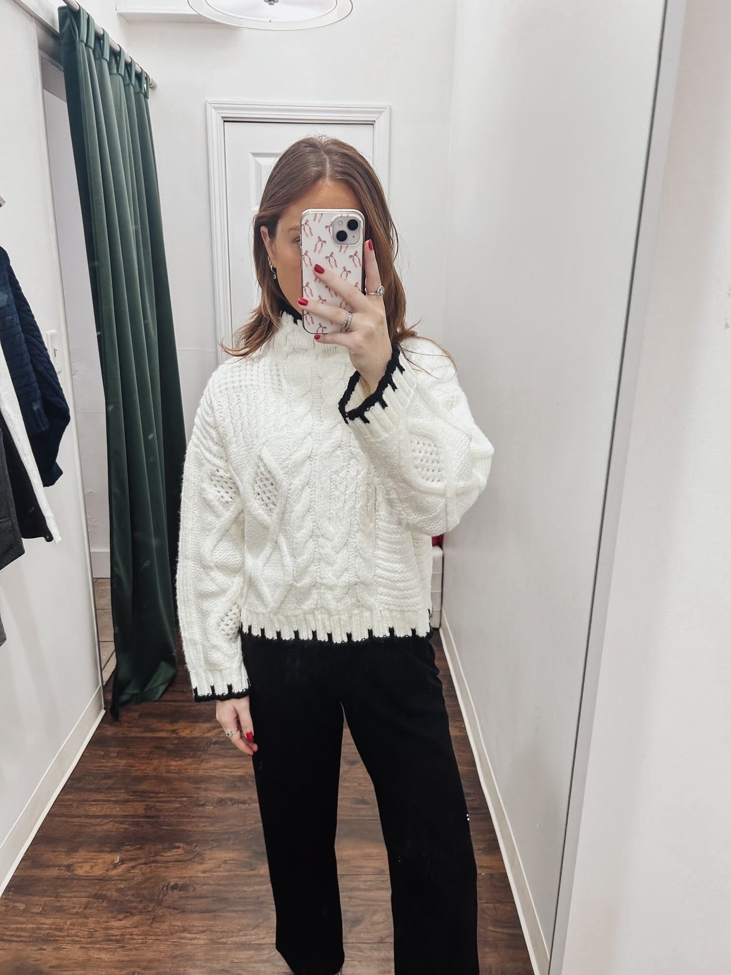 Cream Detail High Neck Pullover Sweater