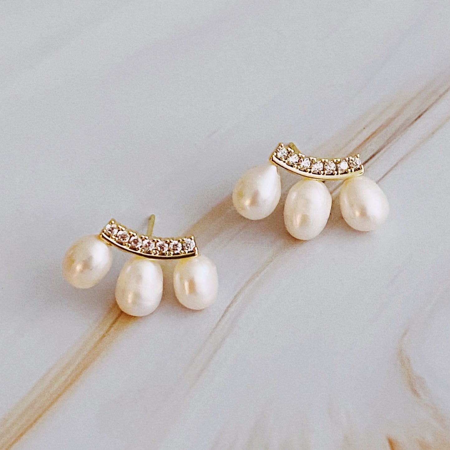 Pearl Cluster Mini Stud Earrings