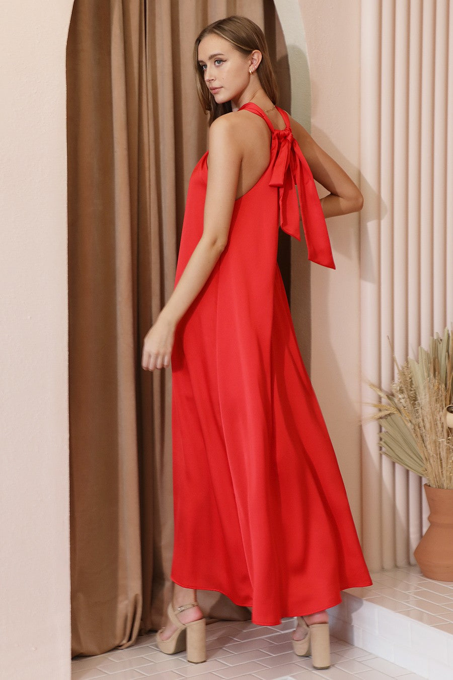 Red Keyhole Satin Maxi